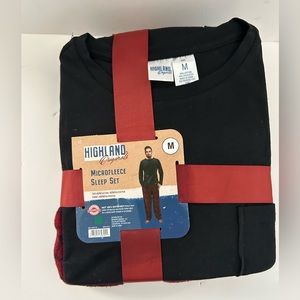 Men’s  Pajamas Set Size Medium new